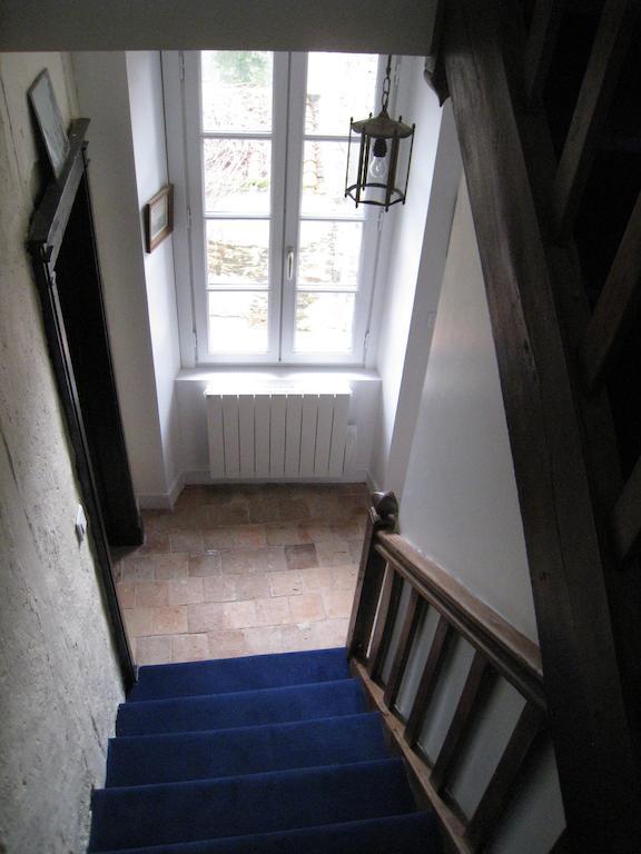 Le Logis Des Tourelles Bed & Breakfast Beaupréau Exterior foto